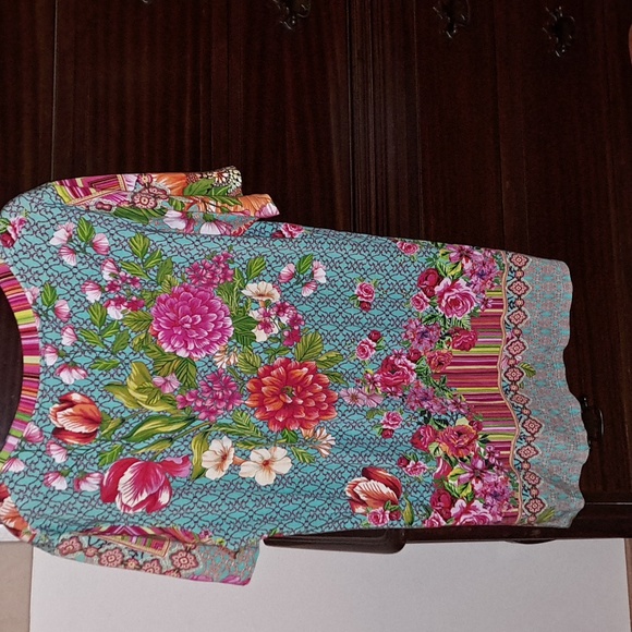 EXC COND JOHNNY WAS of Los Angeles Size S V-Neck! - Picture 5 of 7